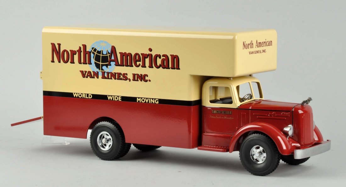 Cont. Fred Thompson North American Van Lines Truck (1 of 3)