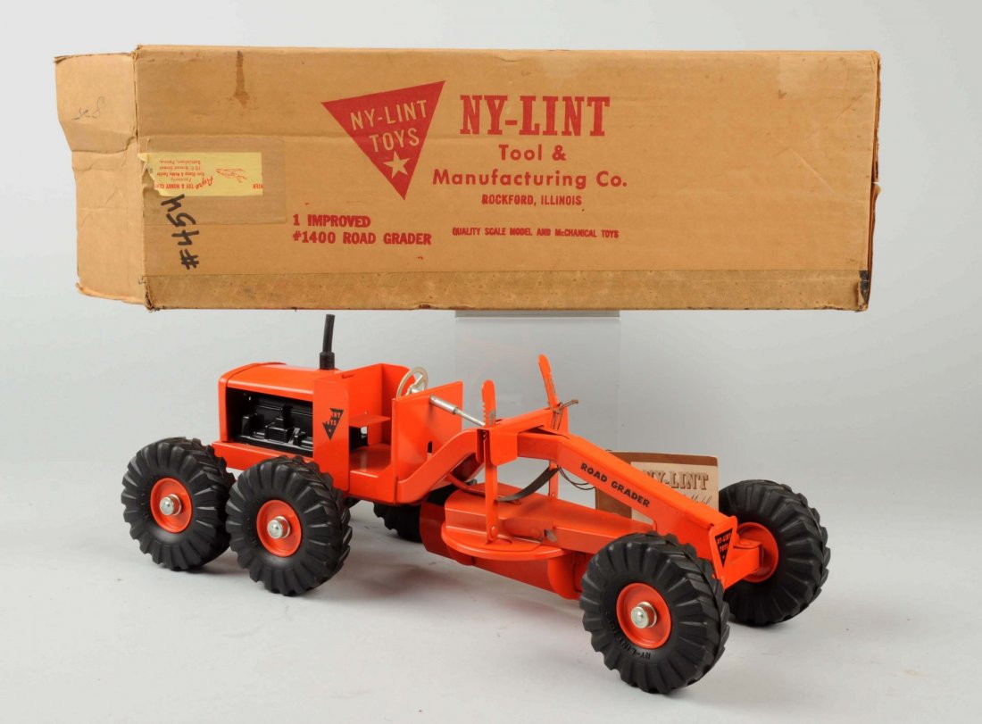 Pressed Steel Ny-Lint Road Grader. (1 of 2)