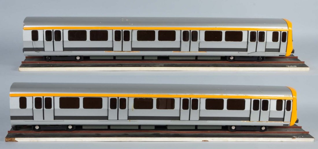 2 Piece Salesman Sample Subway Car Set. (1 of 3)
