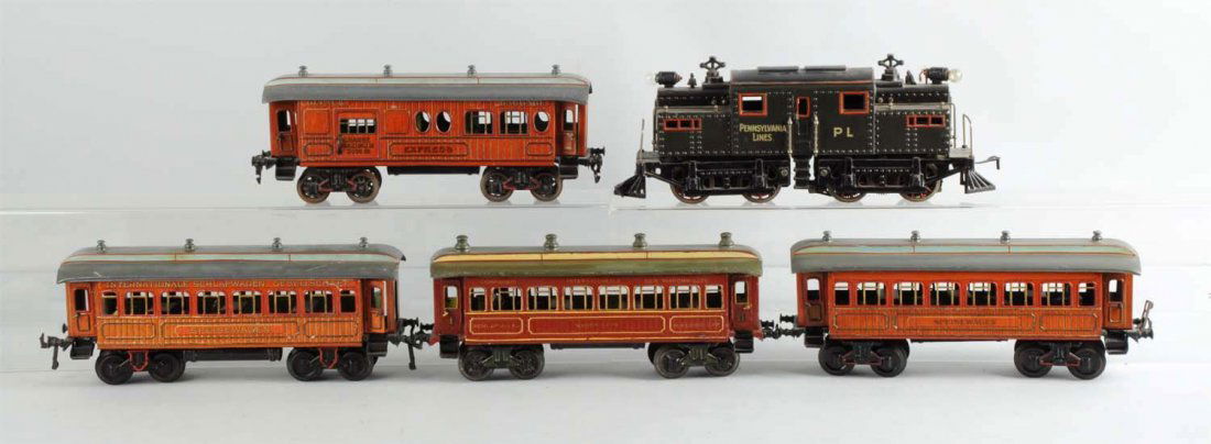Bing 1-Gauge PL Loco With 4 Pass. Cars. (1 of 2)