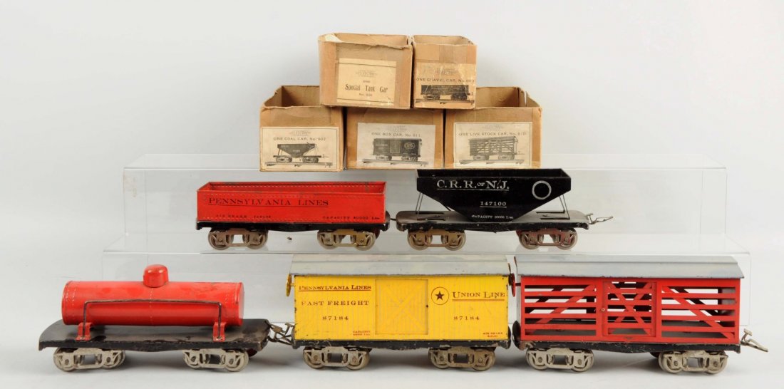 Lot Of 5: Electoy Train Cars. (1 of 1)