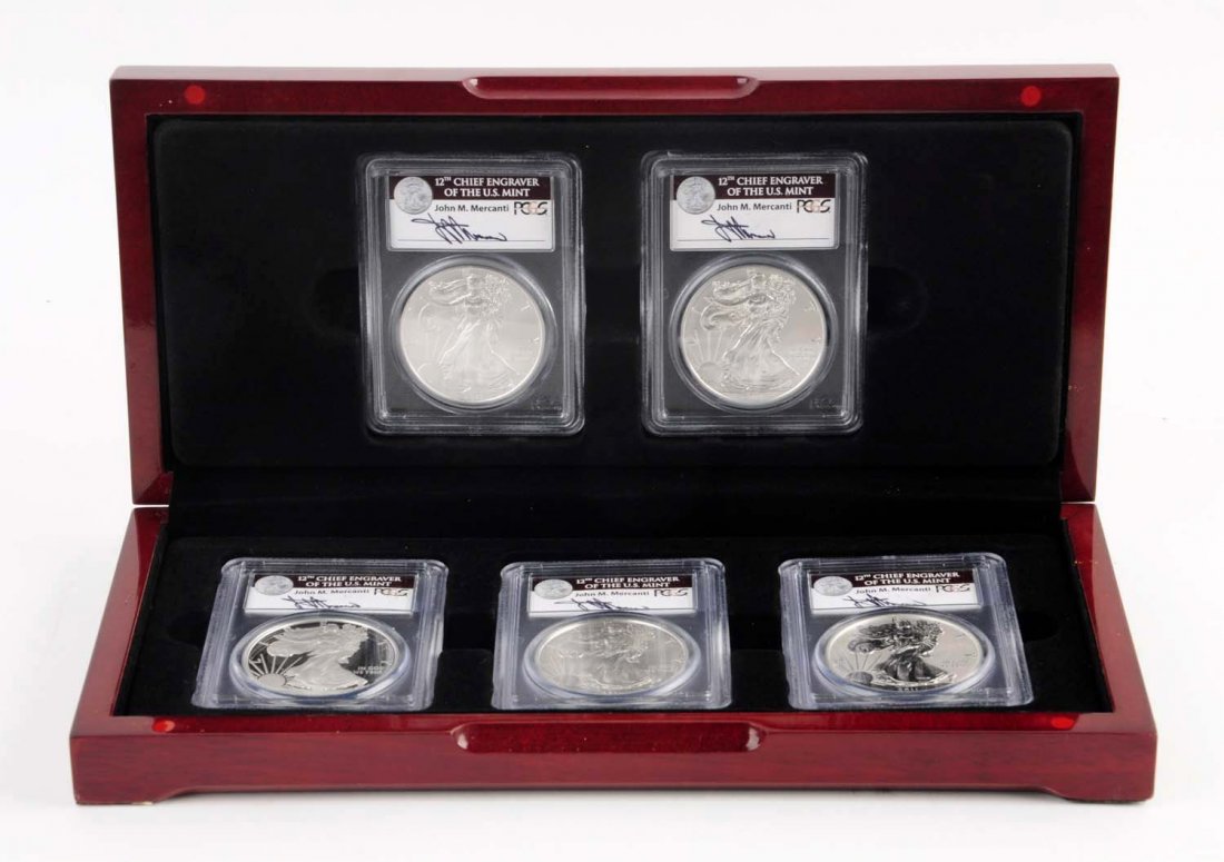 Set Of 5: Silver Eagles 2011. (1 of 3)