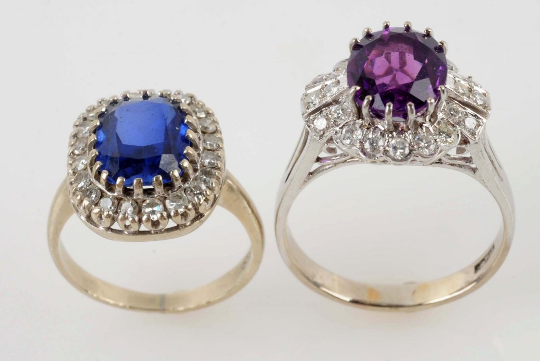 Lot Of 2: White Gold Rings. (1 of 8)