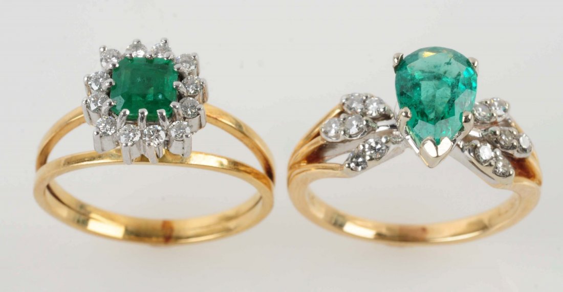 Lot of 2: Emerald Rings. (1 of 7)