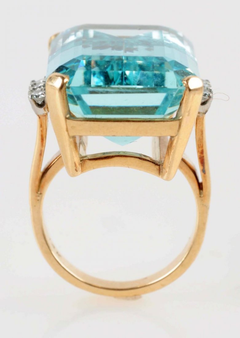 Aquamarine & Diamond Ring. (1 of 6)