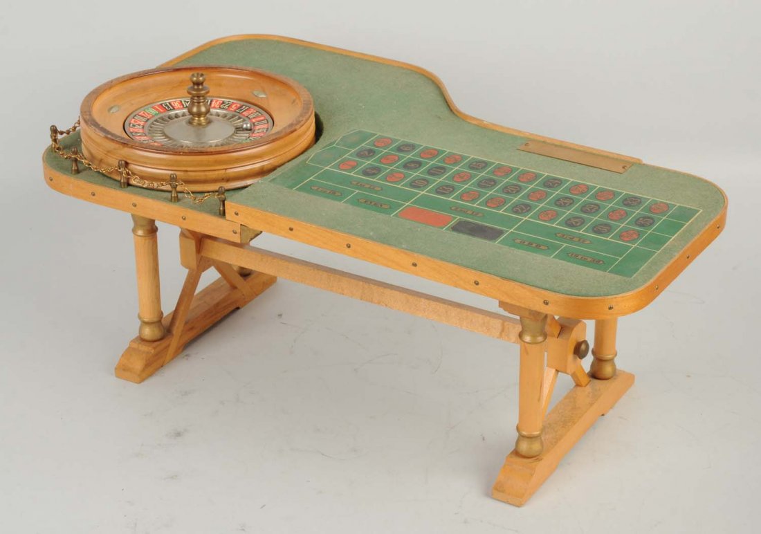 Miniature Roulette Game. (1 of 2)