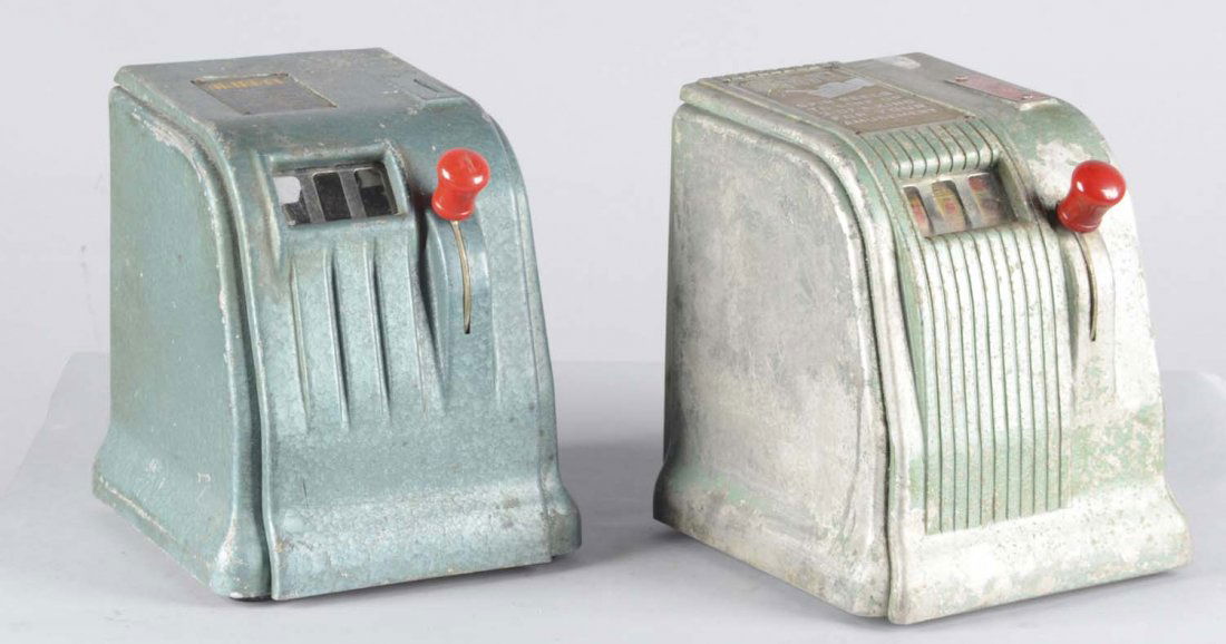 Lot Of 2: Daval Marvel Trade Stimulators (1 of 2)