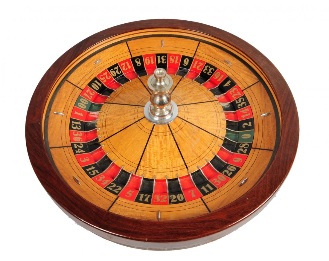 O'Neill Chicago Wooden Numbered Roulette Wheel (1 of 2)