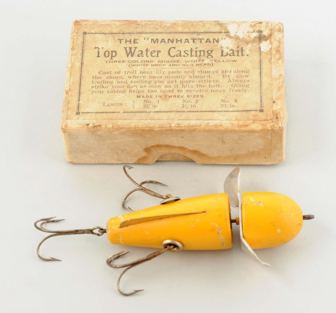 Manhattan Top Water Casting Bait and Box. (1 of 3)