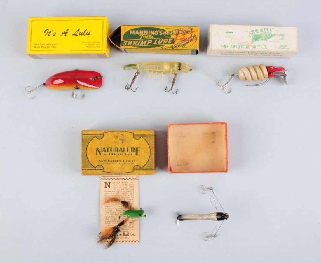 Lot Of 5: Assorted Fishing Lures In Boxes: Assorted boxed baits, nice condition.