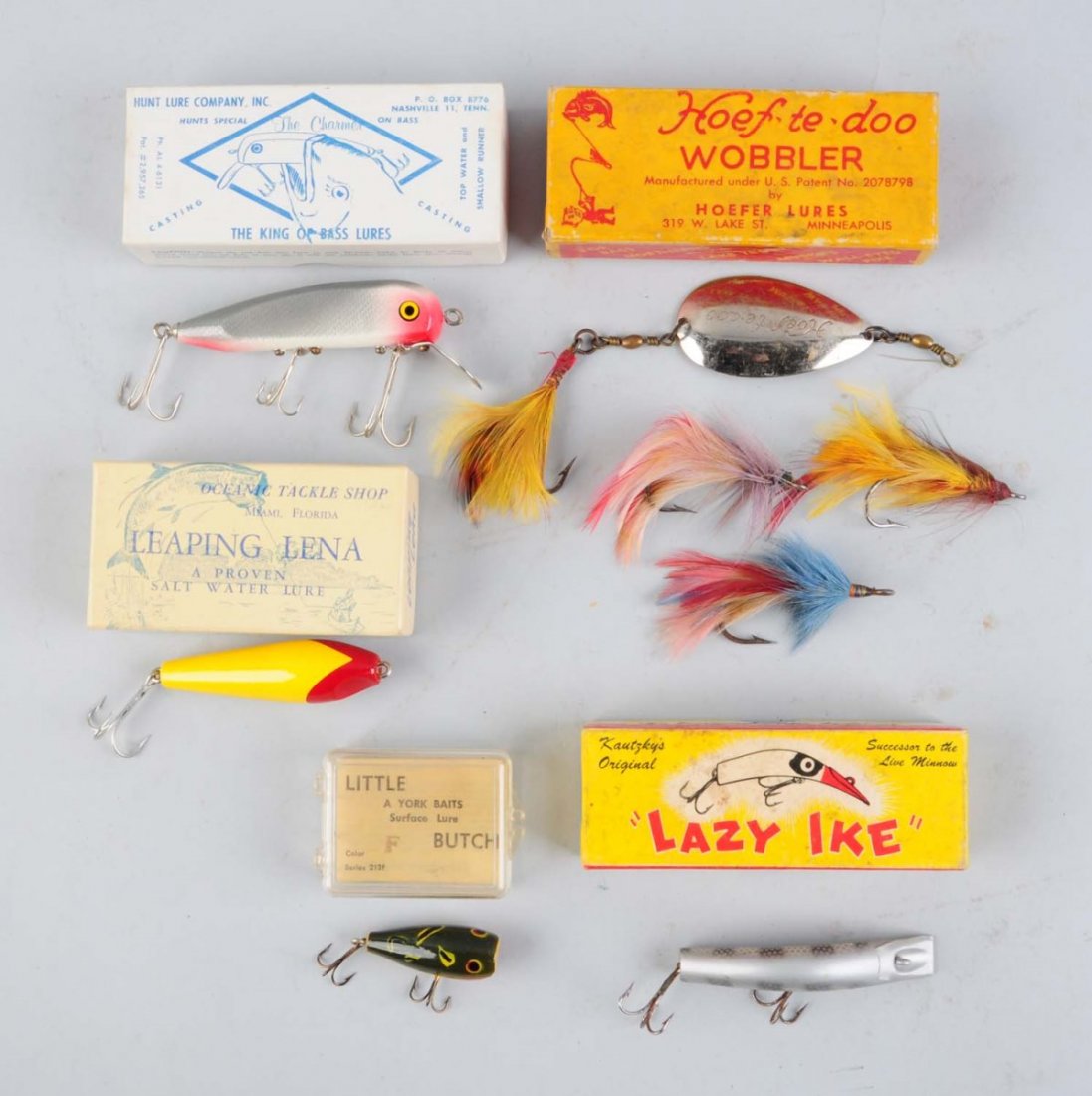 Lot Of 5: Assorted Fishing Lures In Boxes: Assorted boxed baits, nice condition.