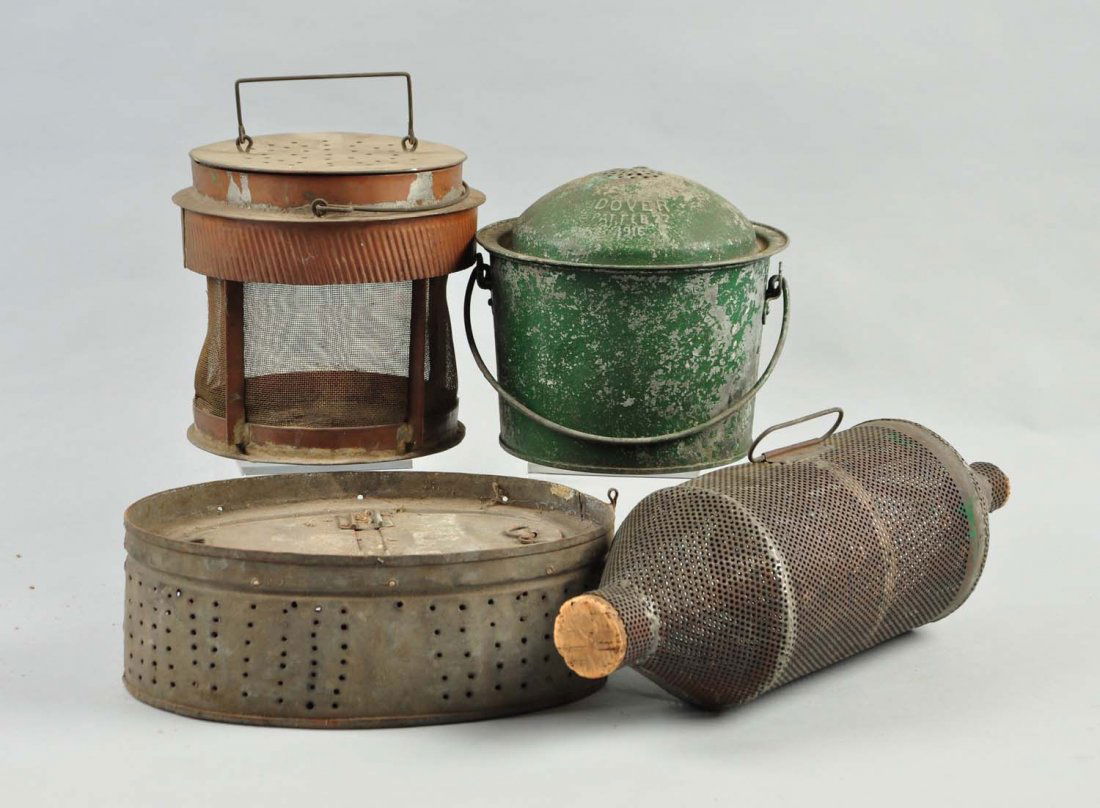 Lot of 4: Bait Buckets. (1 of 1)