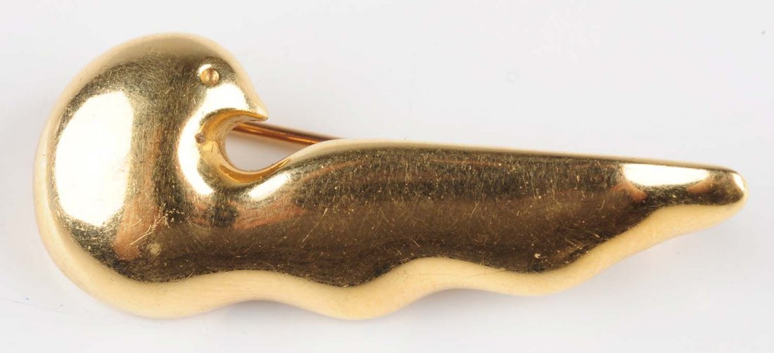 Tiffany & Co Pin.: 18K yellow gold Paloma Picasso, 4.9 dwt. Condition (Good). Size 1 - 1/4".