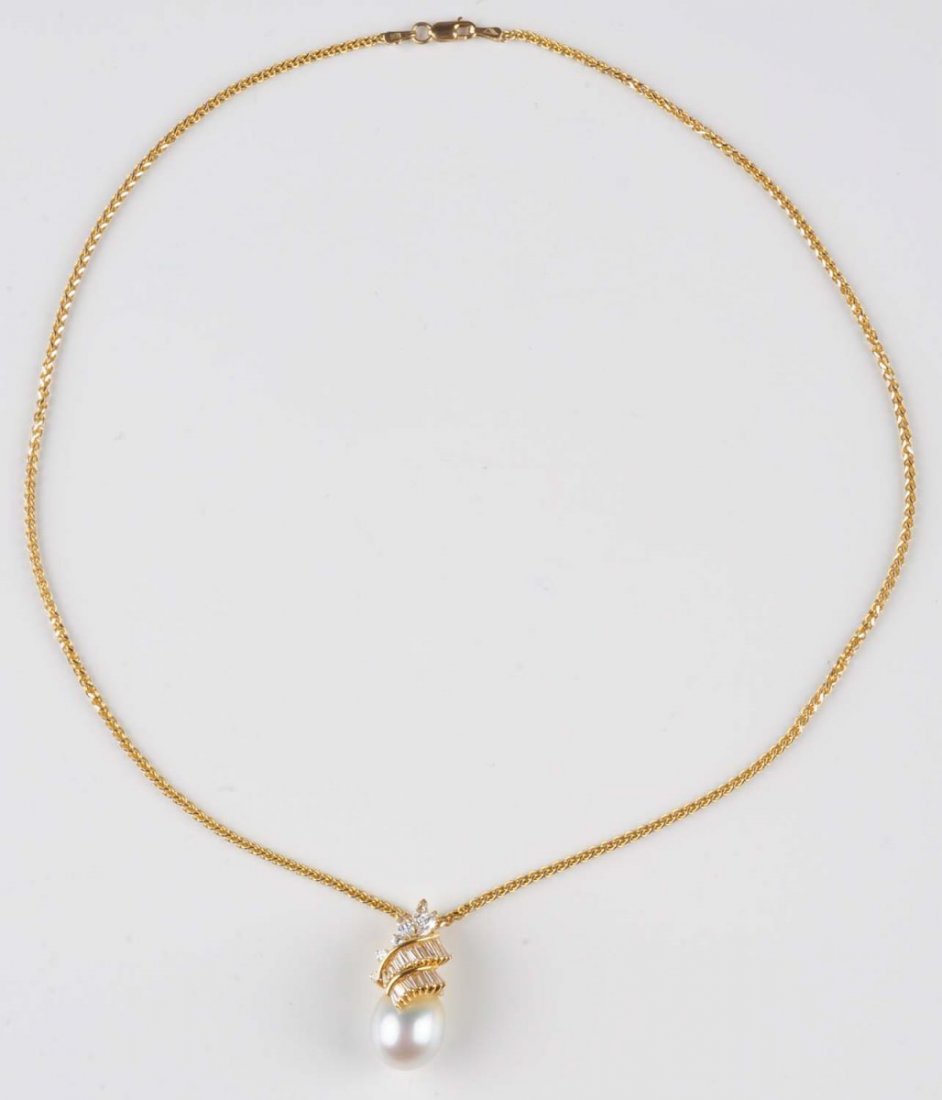 Diamond & Pearl Drop Pendant on Chain. (1 of 4)