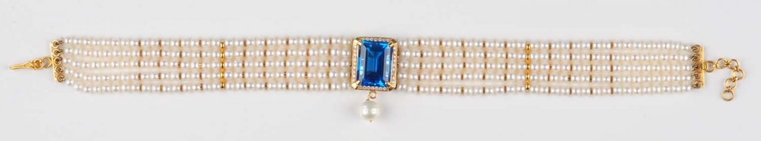 Pearl Choker. (1 of 4)