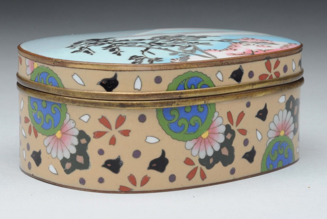 Early 1900s Japanese Wireless Cloisonne Box. (1 of 4)