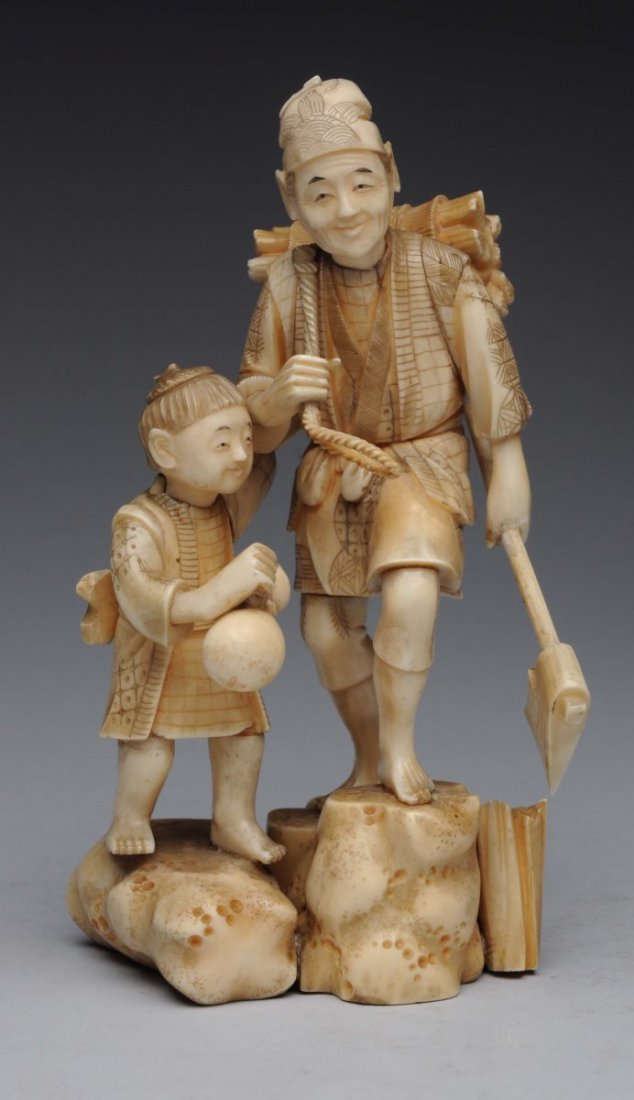 Early Japanese Ivory Carving Man with Boy. (1 of 5)
