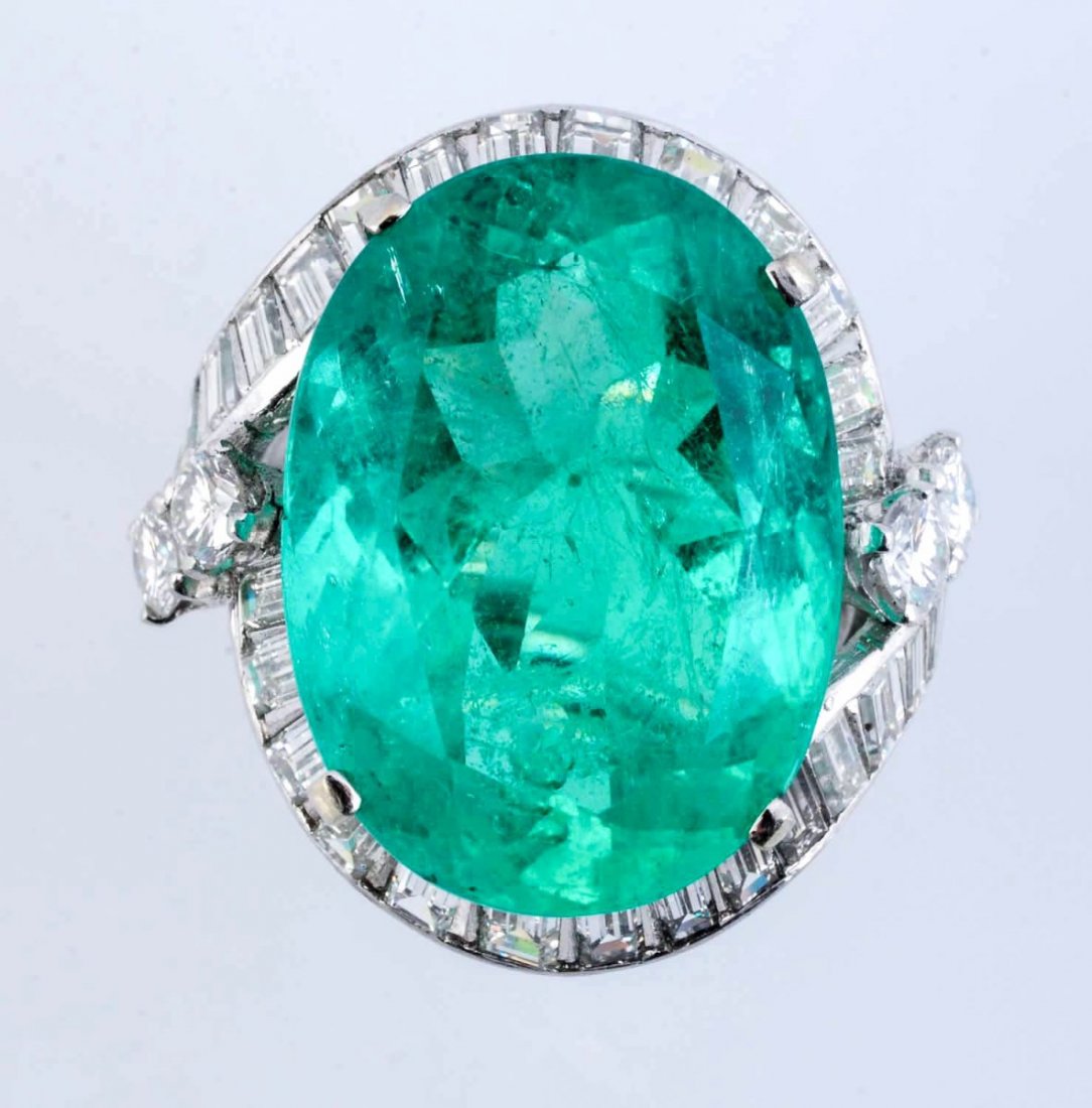 17.78 ct Columbian Emerald Ring. (1 of 6)