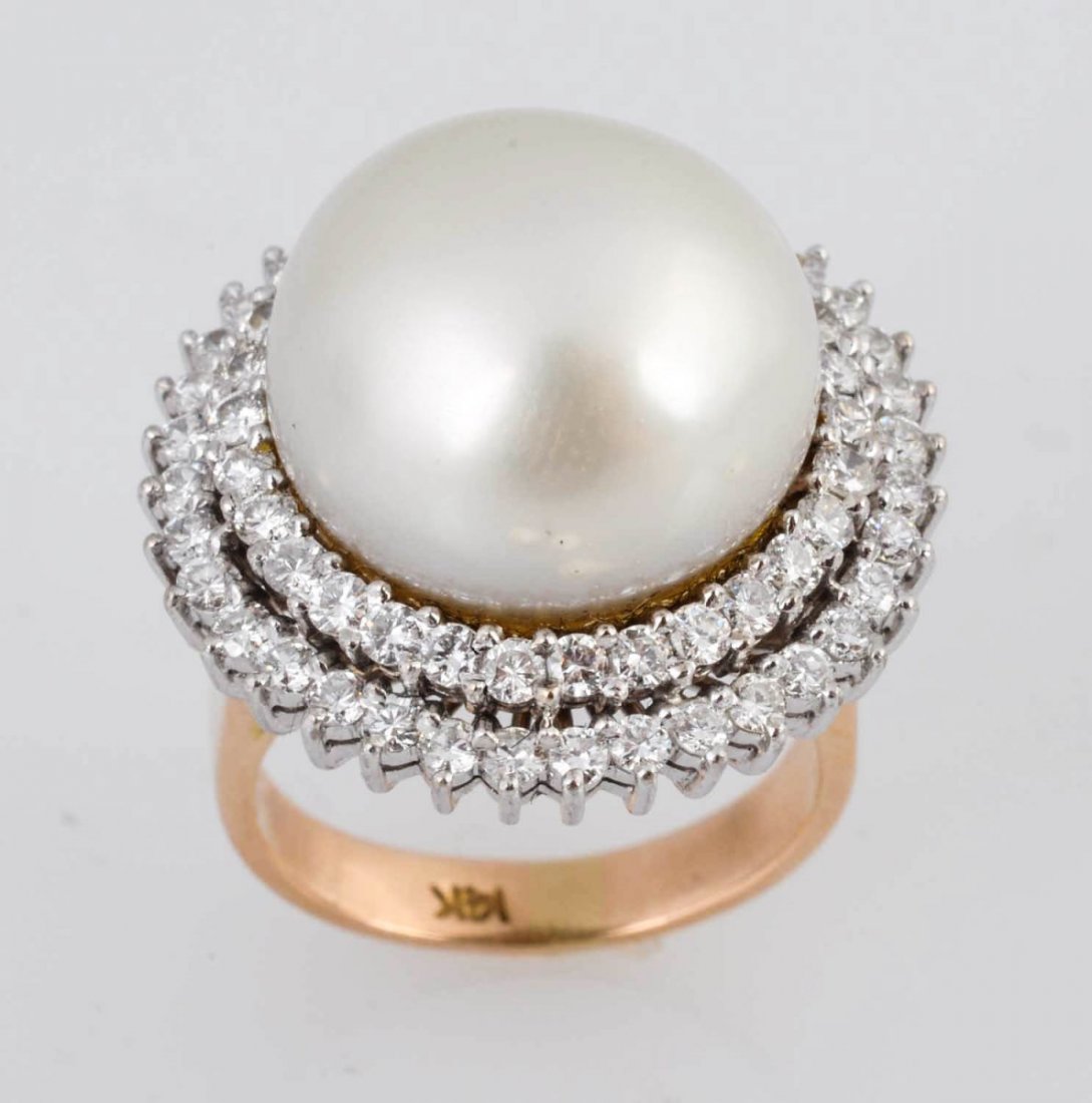 South Sea Pearl & Diamond Ring. (1 of 7)