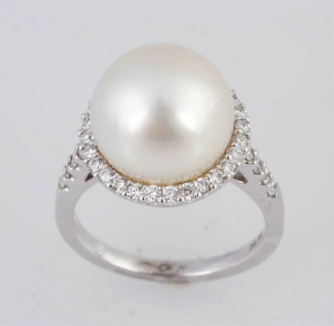 South Sea Pearl & Diamond Ring. (1 of 7)