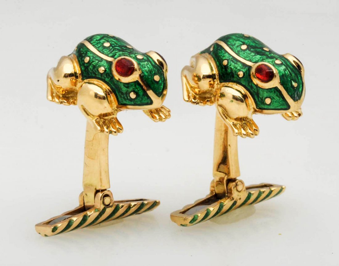 David Webb 18K & Enamel Frog Cufflinks. (1 of 8)