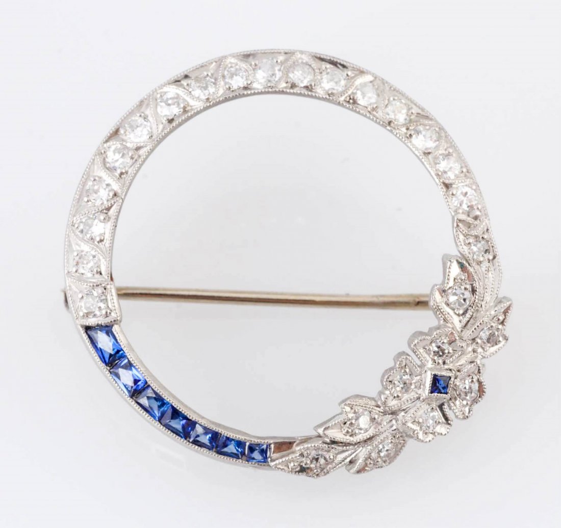 Platinum & Diamond Circle Brooch. (1 of 3)