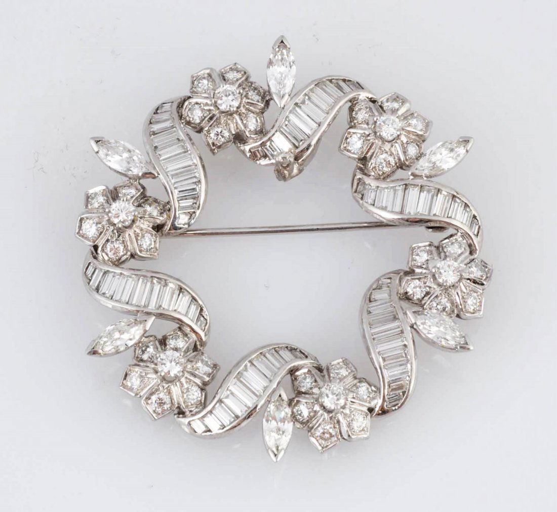 Platinum & Diamond Circle Brooch. (1 of 3)