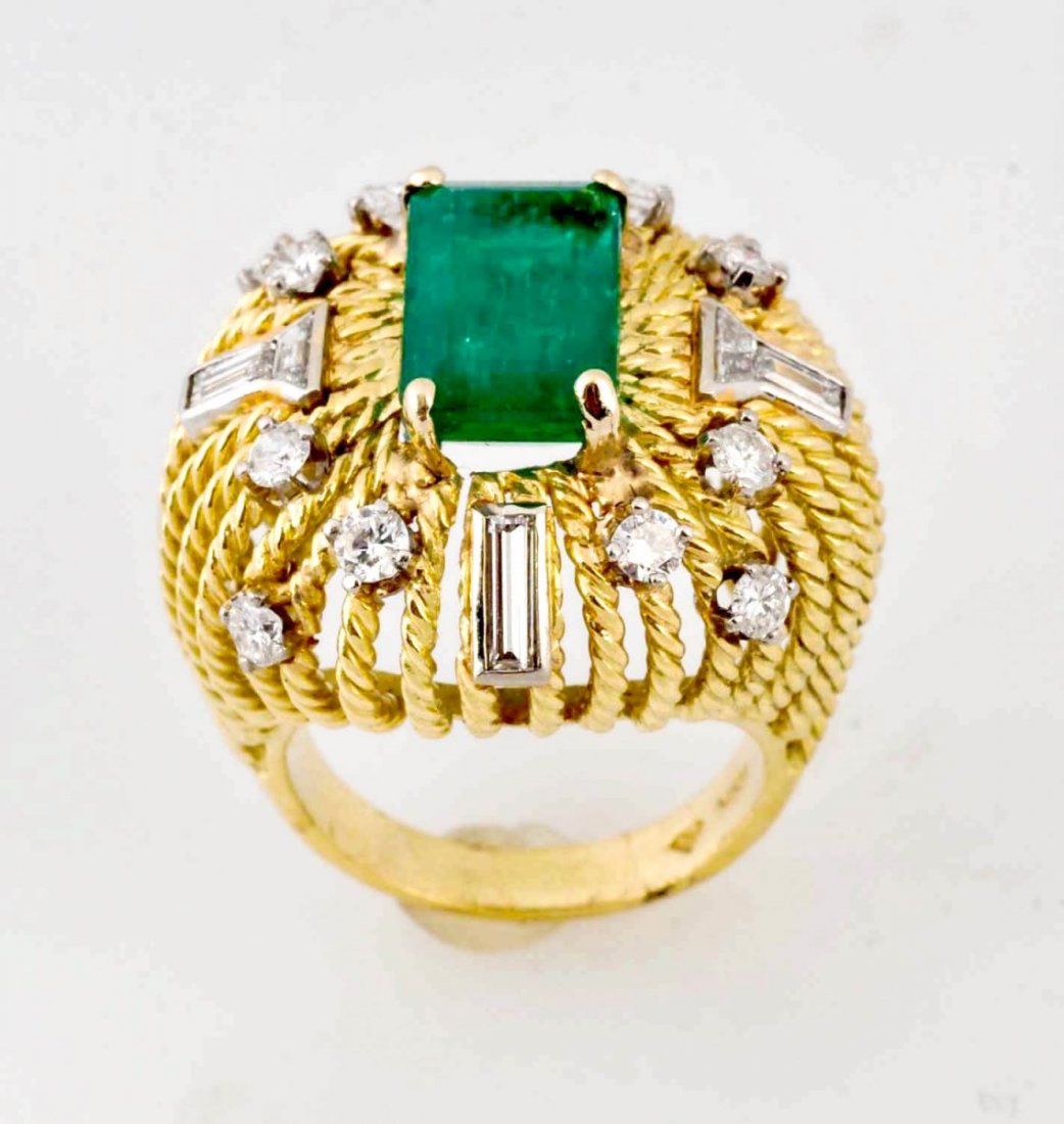 4.05 Columbian Emerald Ring. (1 of 9)