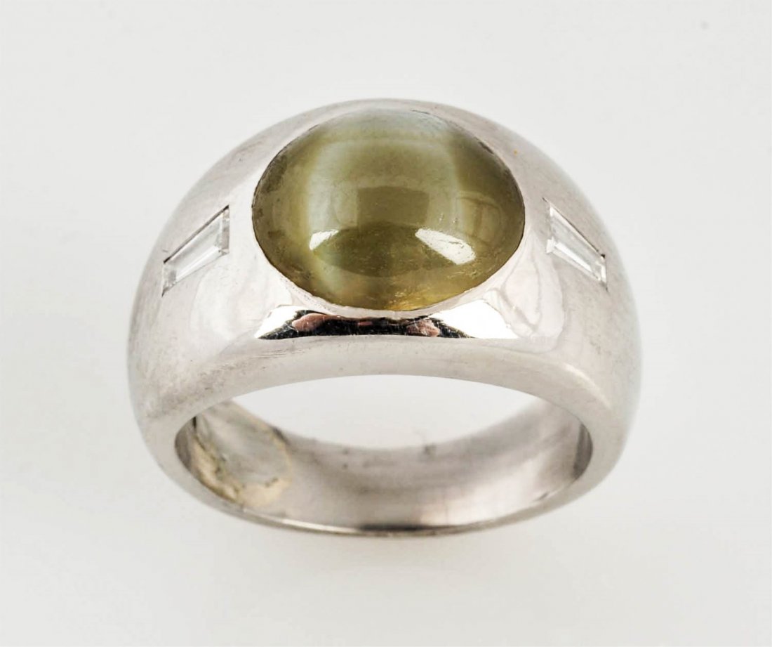 Cats Eye Chrysoberyl & Platinum Ring. (1 of 7)
