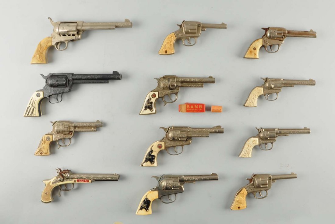 Lot Of 12: Vintage Revolvers. (1 of 1)