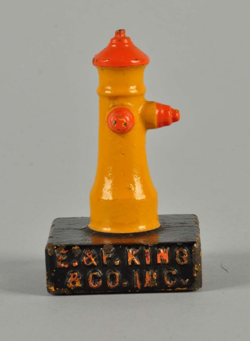 Cast Iron Fire Hydrant Paperweight. (1 of 2)