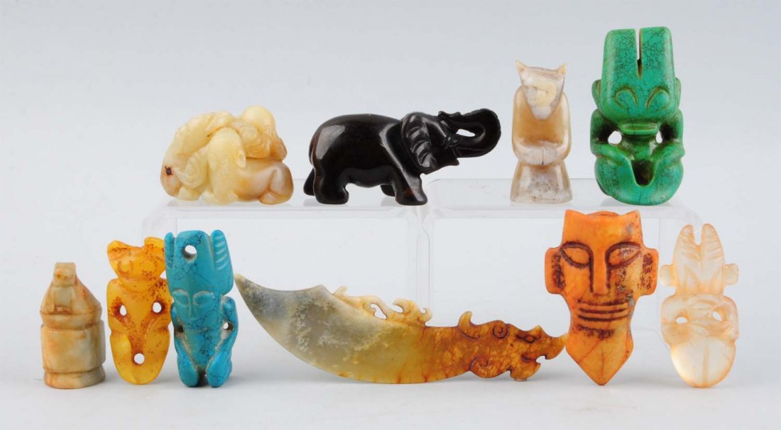 Lot Of Oriental Stone and Crystal Pieces. (1 of 1)