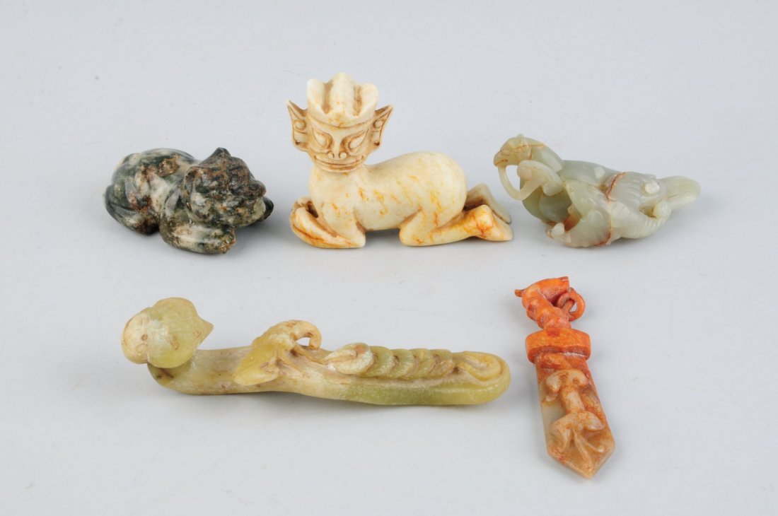 Lot of 5: Jade Pieces. (1 of 1)