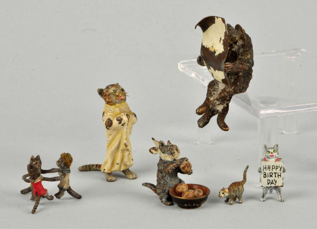 Lot Of 5: Vienna Mini Bronze Figures. (1 of 1)