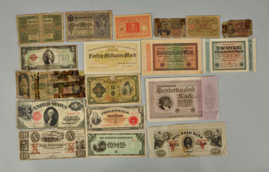 Lot Of Paper Currency - USA & Foreign. (1 of 1)