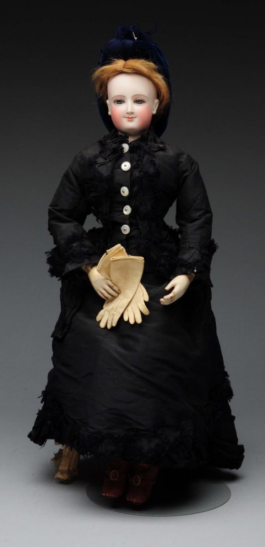 Smiling Bru French Fashion. (1 of 3)