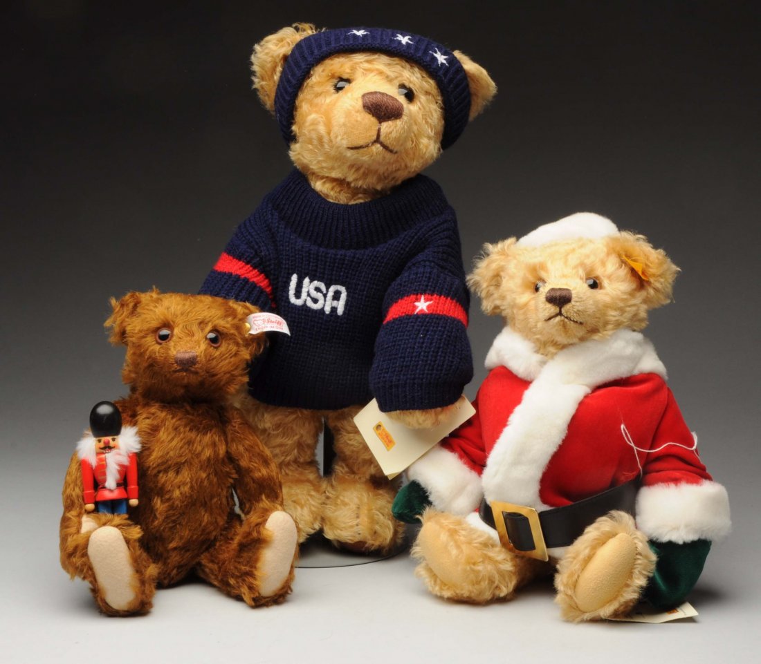 3 Winter Holiday Themed Steiff Teddy Bears. (1 of 1)