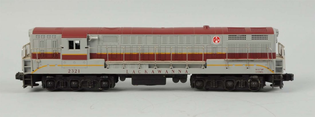 #2321 Lackawanna FM Railway Car: Locomotive complete and all original, very clean, does have one screw crack at the end. Clean trucks and battery box. Condition (Excellent).