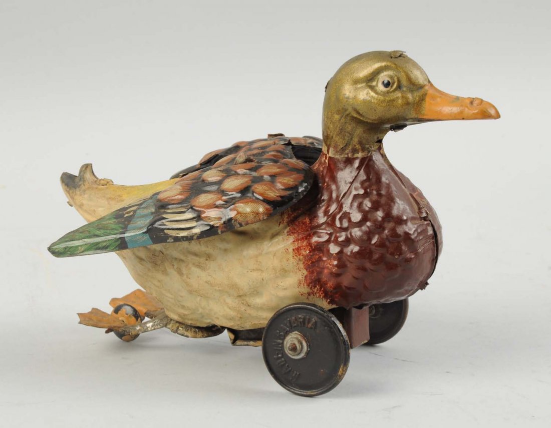 German Hand Painted & Tin Litho Clockwork Duck. (1 of 2)