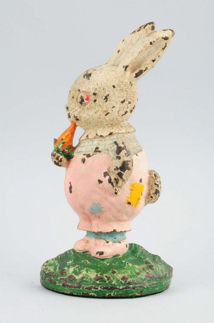 Cast Iron Peter Rabbit Doorstop. (1 of 3)