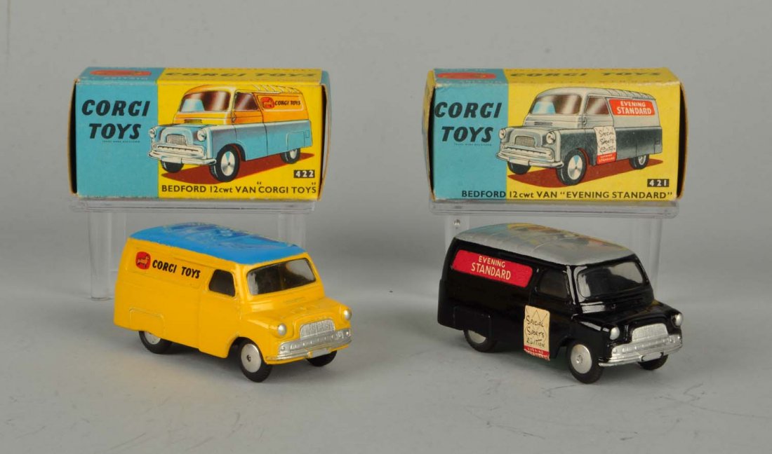 Lot Of 2: Corgi #421 & #422 Bedford Vans. (1 of 4)