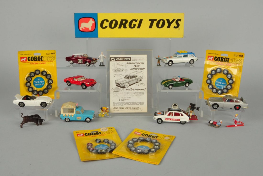 Lot Of Assorted Corgi Cars Tires. (1 of 2)