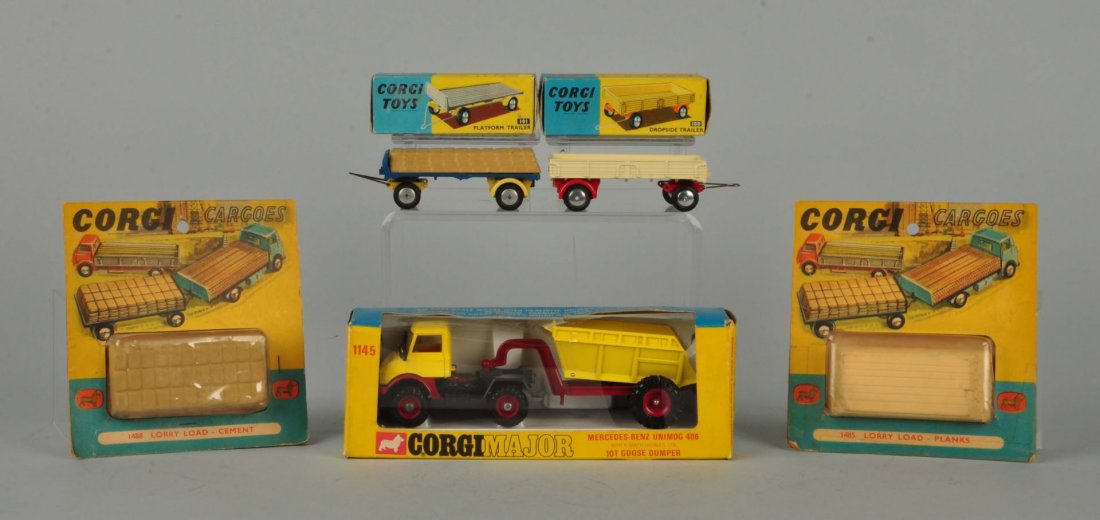 Lot Of 5: Corgi #1145 Dumper, Trailers and Loads. (1 of 1)