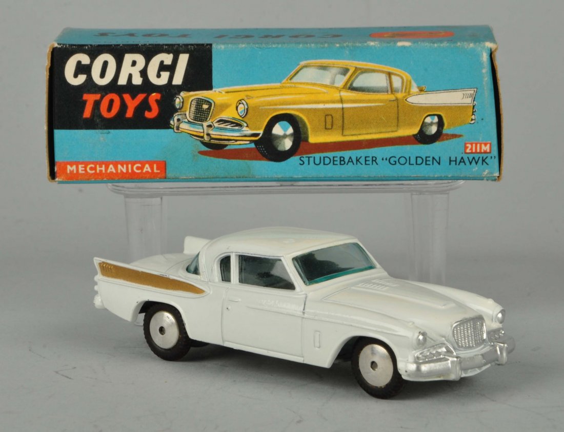 Corgi #211M Mechanical Studebaker "Golden Hawk". (1 of 4)