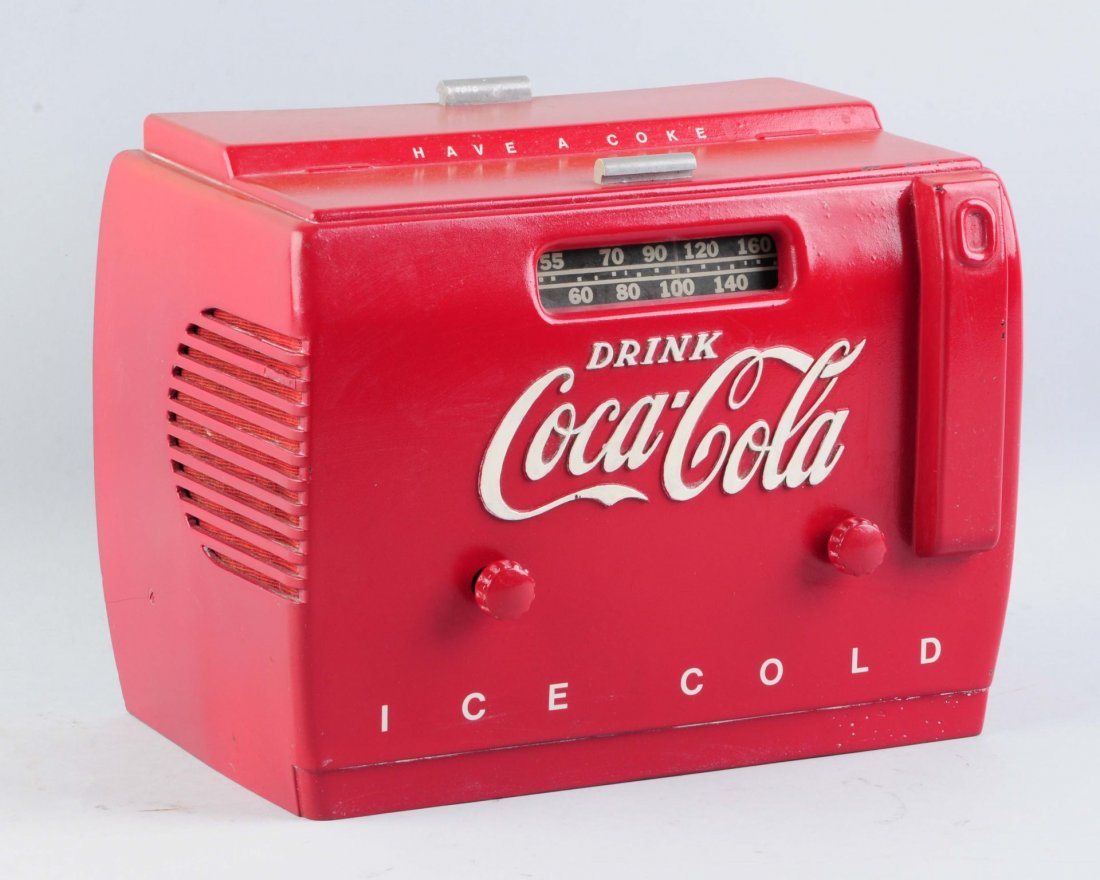 1950's Coca Cola Cooler Radio. (1 of 2)