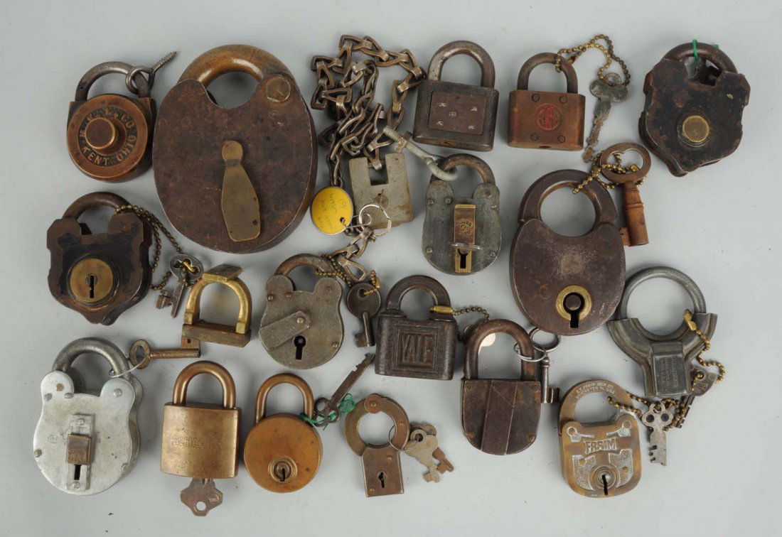 Lot of 19: Assorted Padlocks with Keys. (1 of 1)