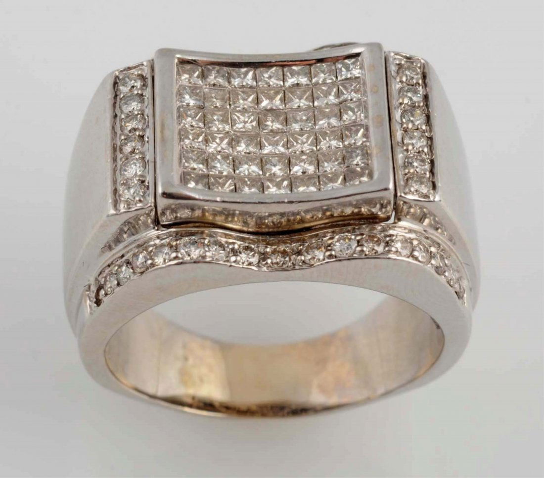 3 ct. Diamond Men’s Ring. (1 of 7)