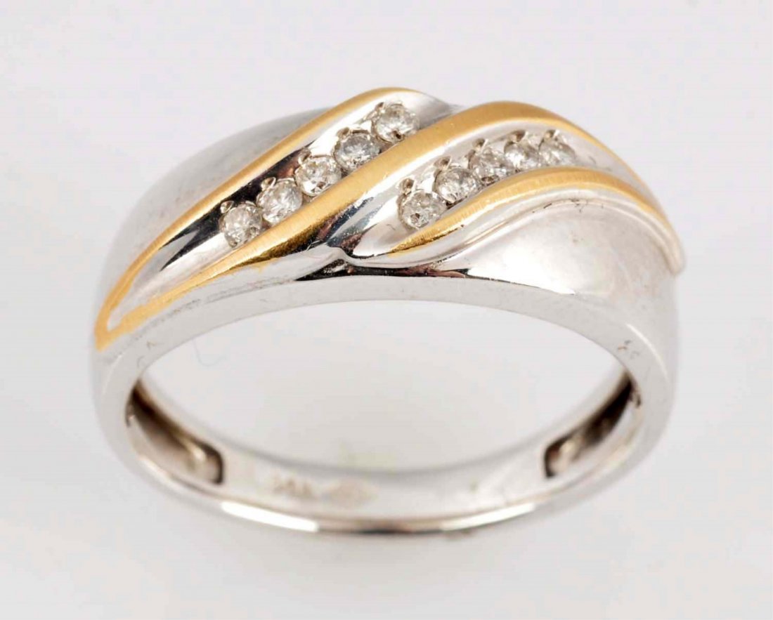 14k Men’s Diamond Ring. (1 of 7)