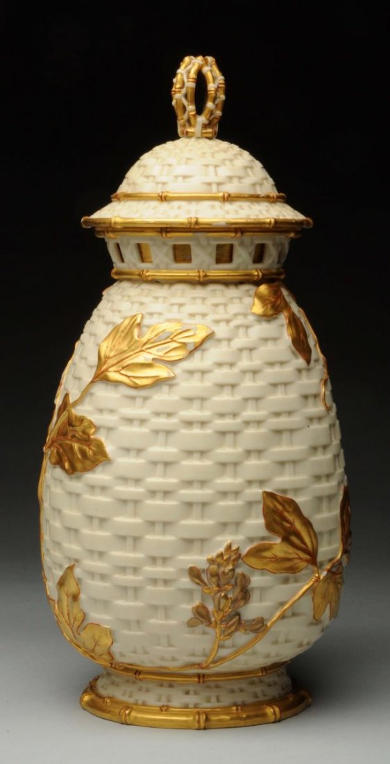 Royal Worcester Large Covered Vase. (1 of 3)