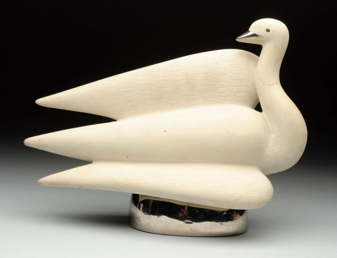 Waylande Gregory Pottery Bird. (1 of 2)
